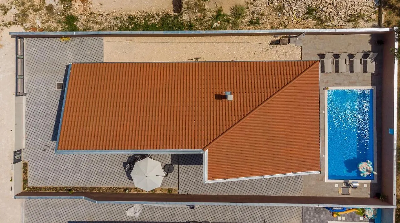 Holiday Home Lux **** Benkovac Villa