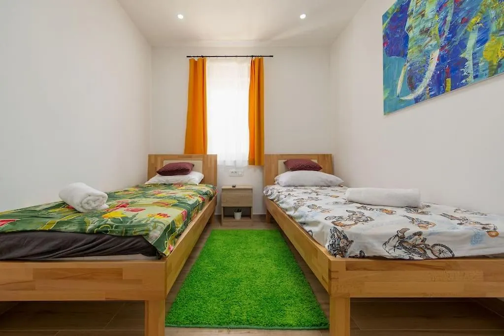 Holiday Home Lux **** Benkovac